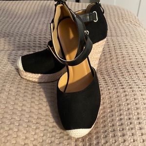 Cross Ankle Strap Platform Wedge Heel